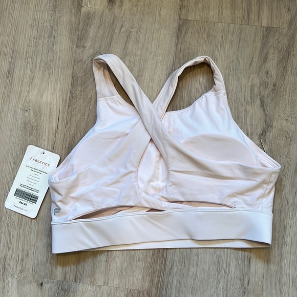 NWT Fabletics Ella Sports Bra II - M - Picture 3 of 5